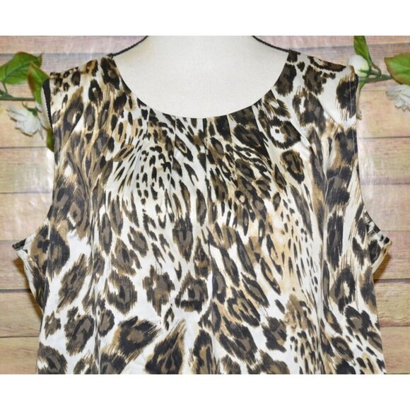 Chico's Ladies XL 16 Brown Mixed Animal Print Sleeveless Blouse Pleated Collar - Picture 2 of 10